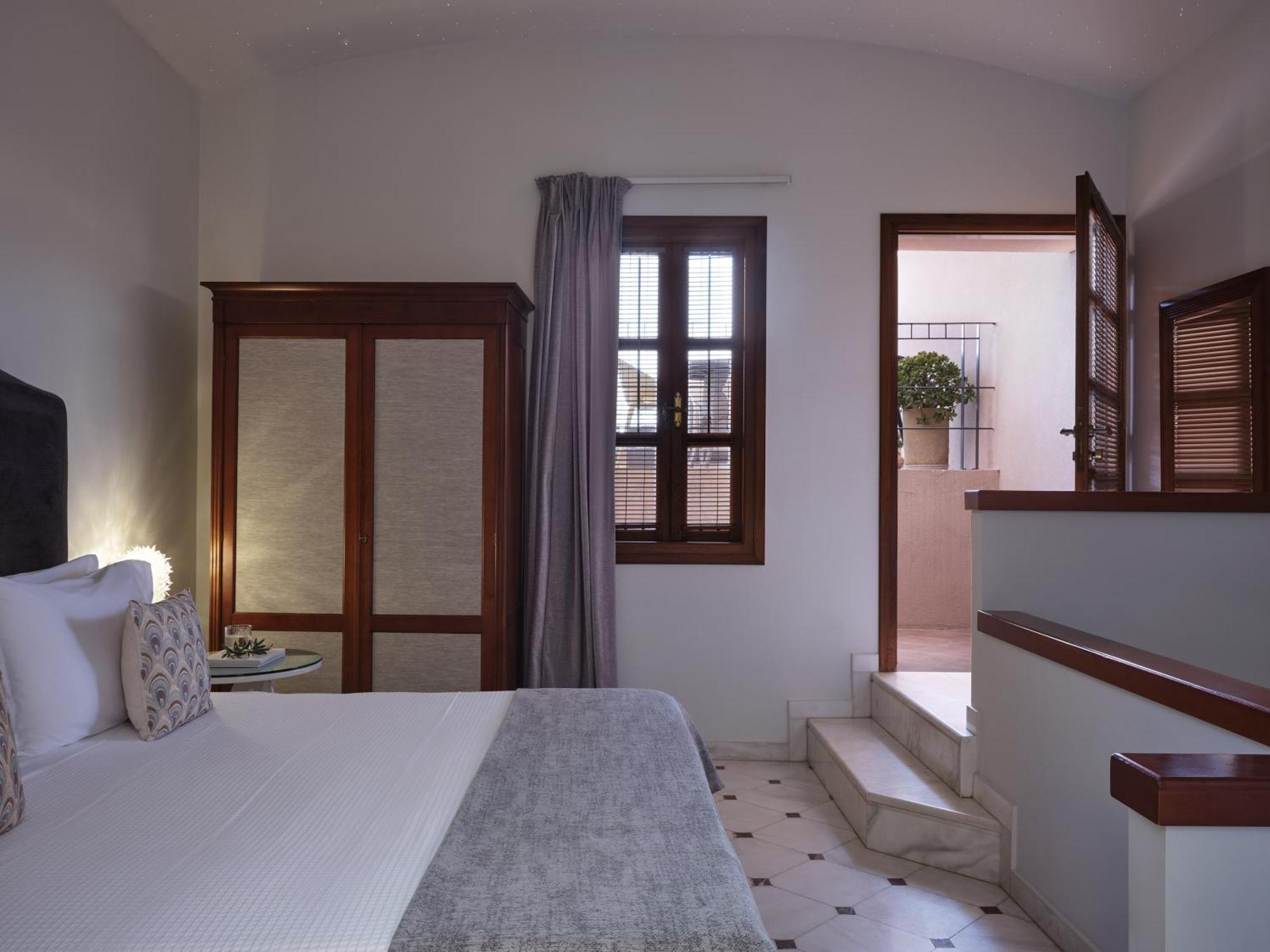 Casa Delfino Hotel & Spa Ханя Екстериор снимка