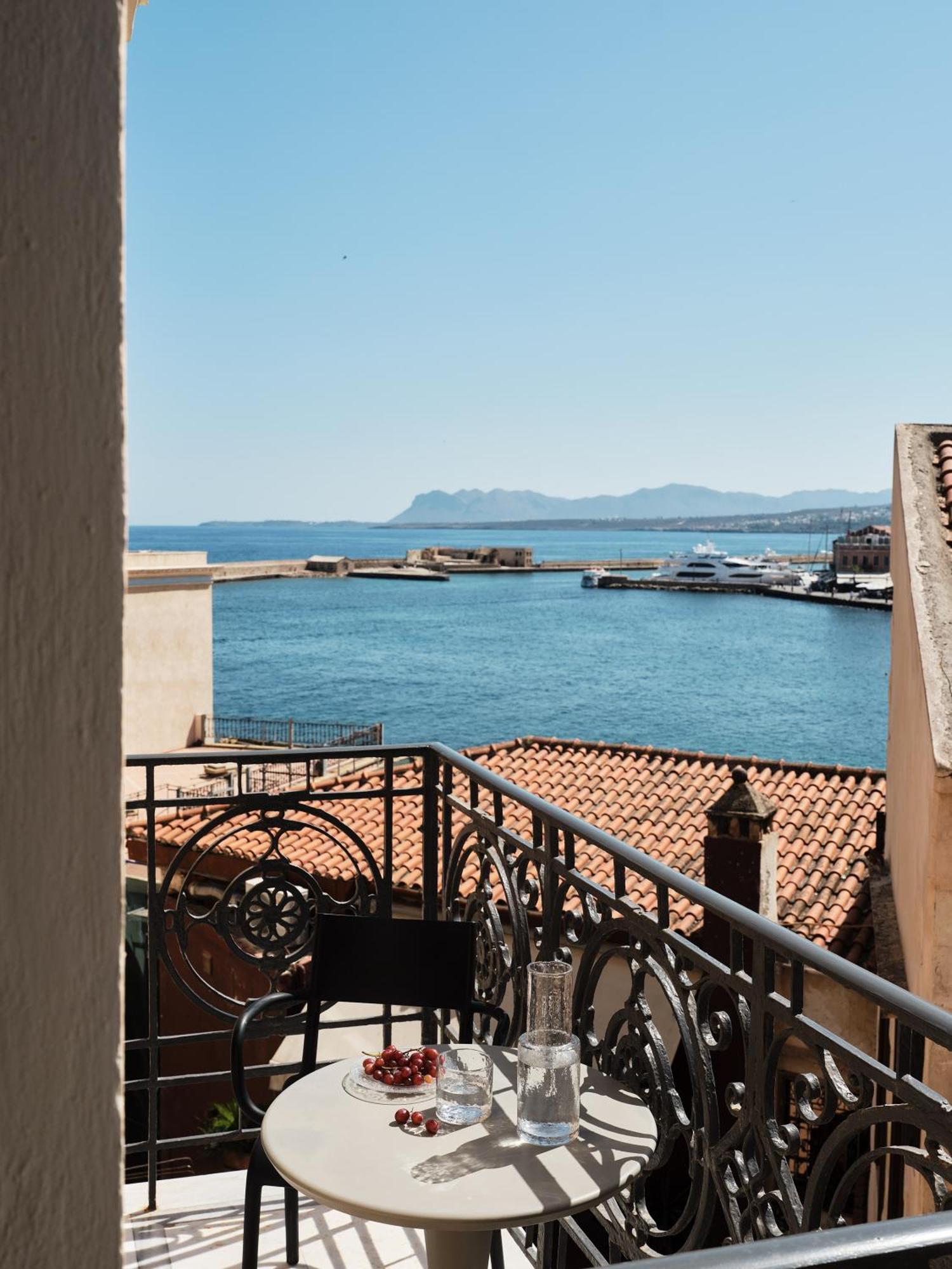 Casa Delfino Hotel & Spa Ханя Екстериор снимка